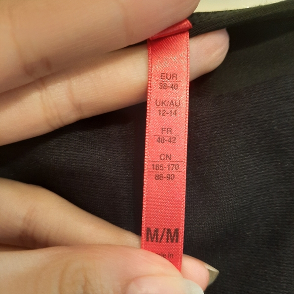 Spanx Black Textured Side Panels Legging Pant Size M - Picture 8 of 14